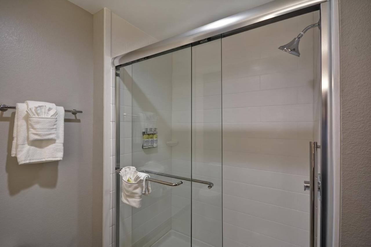 Holiday Inn Express & Suites - Houston Nasa - Boardwalk Area By Ihg Seabrook Exterior foto