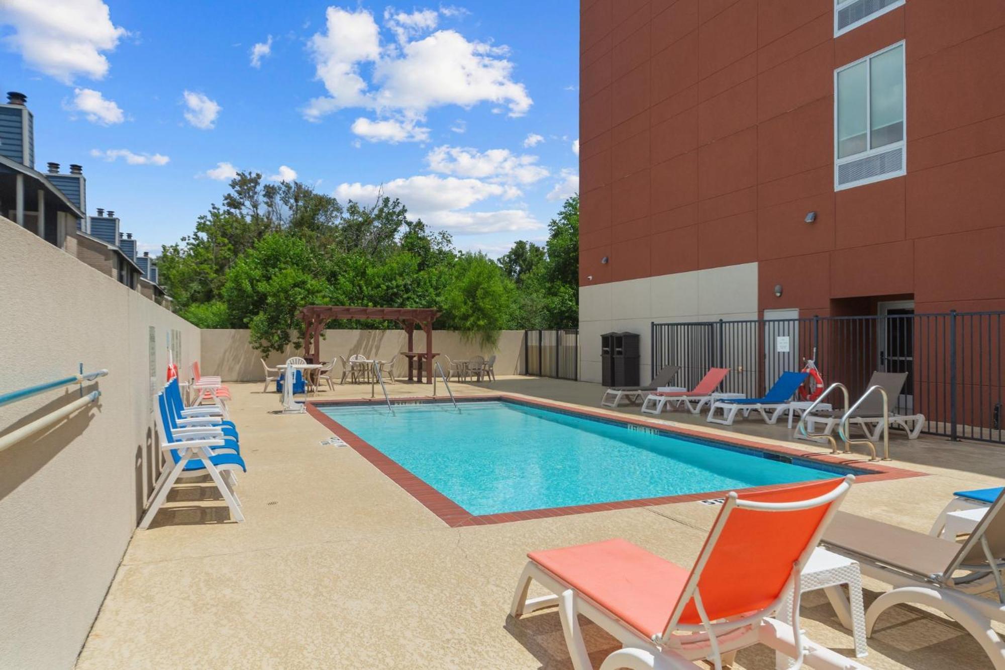 Holiday Inn Express & Suites - Houston Nasa - Boardwalk Area By Ihg Seabrook Exterior foto
